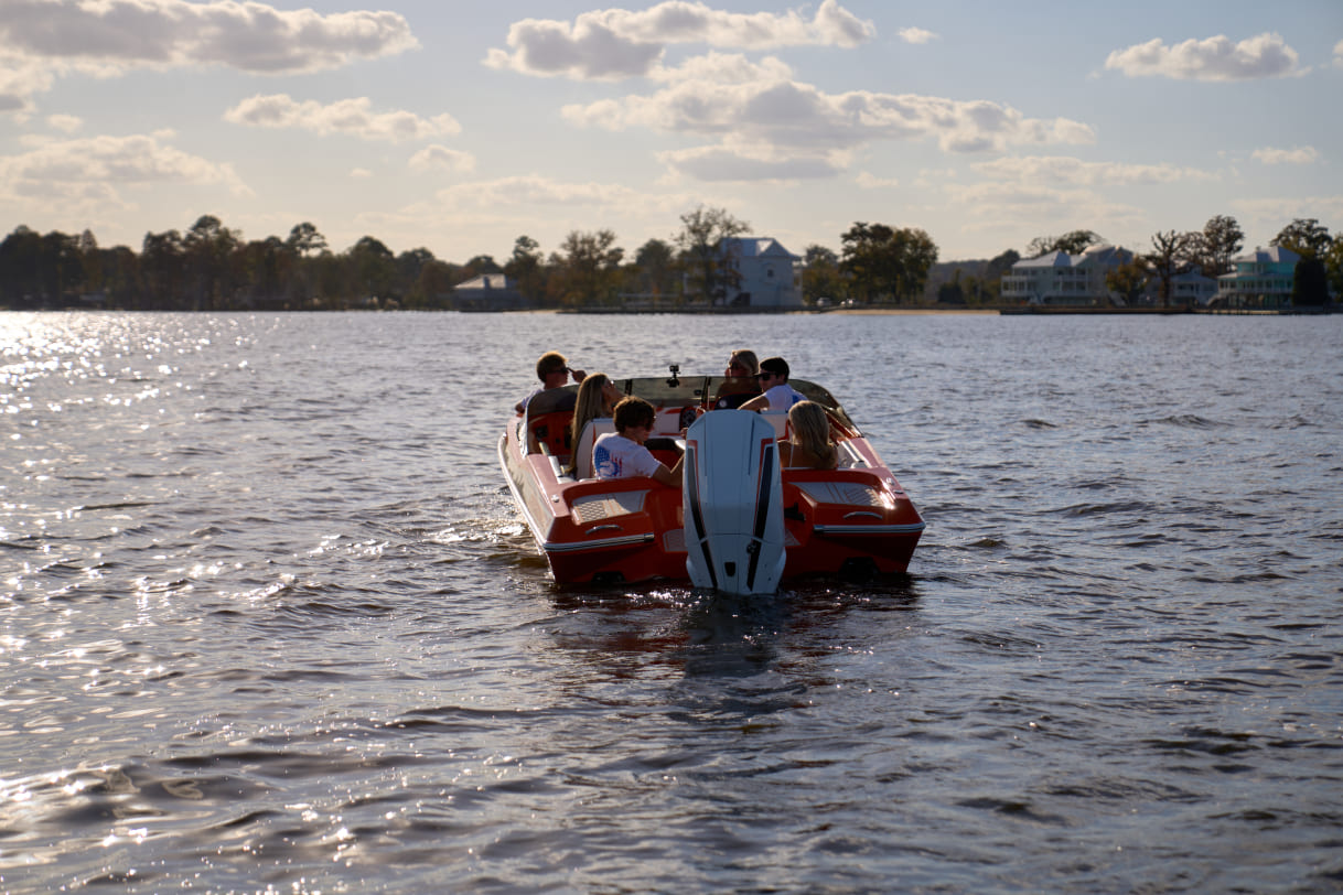 2400 BRX - Checkmate Powerboats